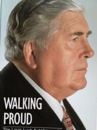 Walking Proud:The Louis Luyt Autobiography-Louis Luyt